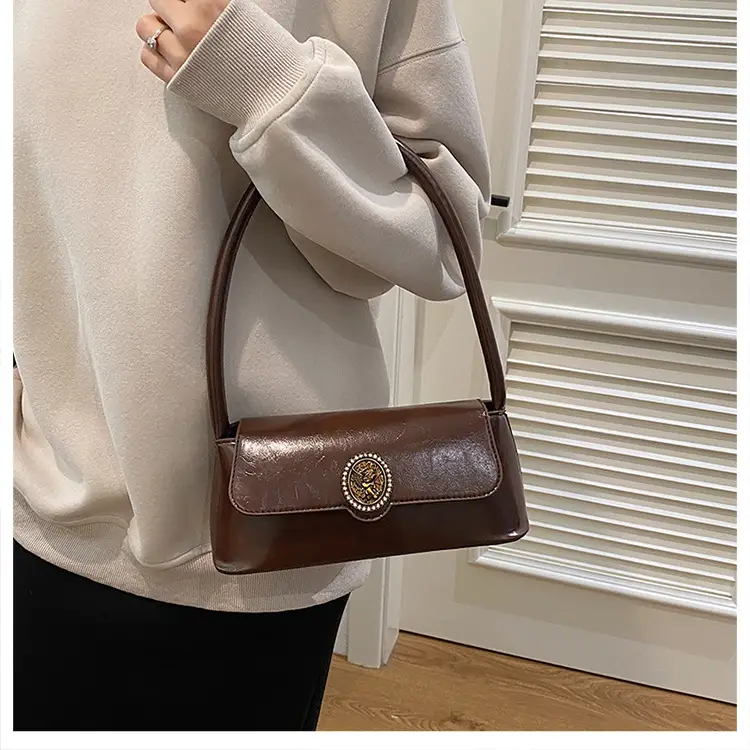 Women's Elegant Brown Leather Shoulder Bag with Crystal Clasp — feature 19