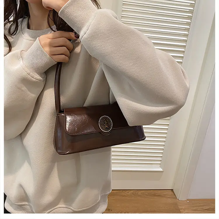 Women's Elegant Brown Leather Shoulder Bag with Crystal Clasp — feature 21