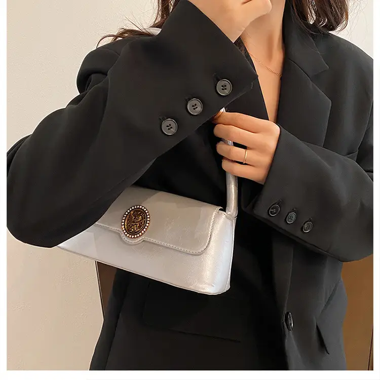 Women's Elegant Brown Leather Shoulder Bag with Crystal Clasp — feature 30