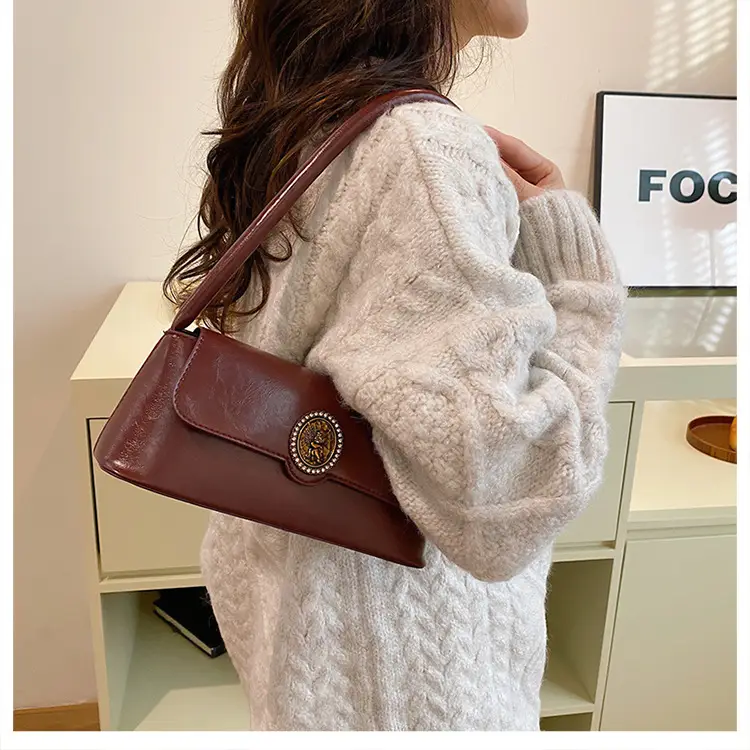 Women's Elegant Brown Leather Shoulder Bag with Crystal Clasp — feature 32