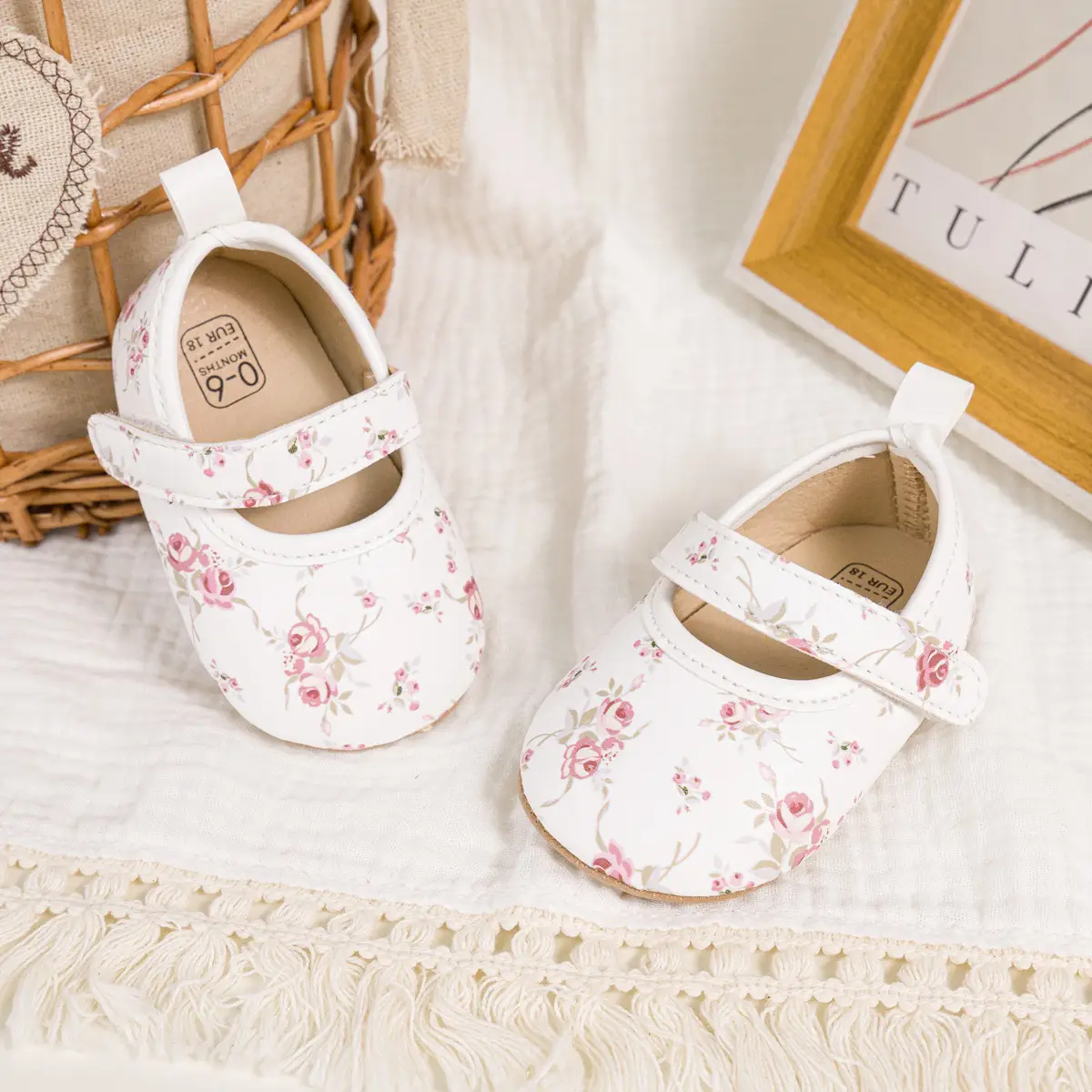 Printed Princess Baby Shoes with Velcro & Anti-Slip Sole — feature 10