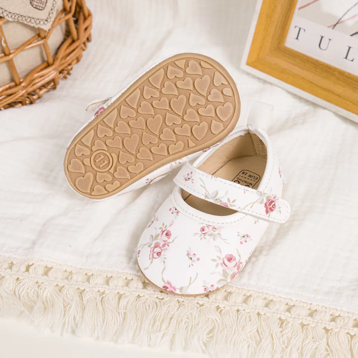 Printed Princess Baby Shoes with Velcro & Anti-Slip Sole — feature 12