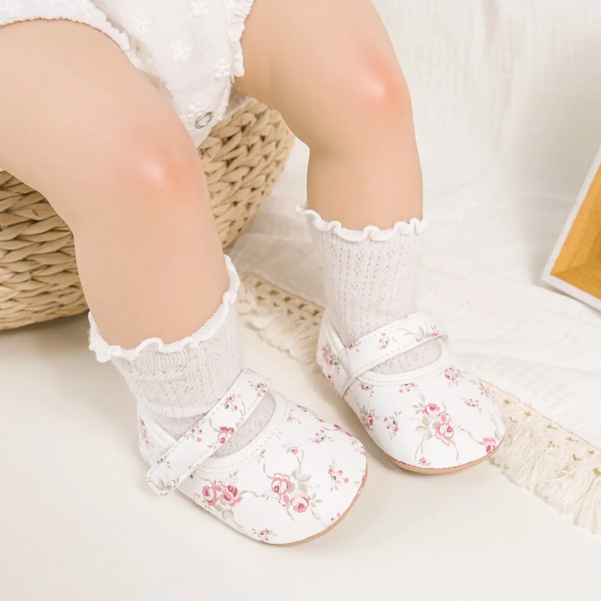 Printed Princess Baby Shoes with Velcro & Anti-Slip Sole — feature 14