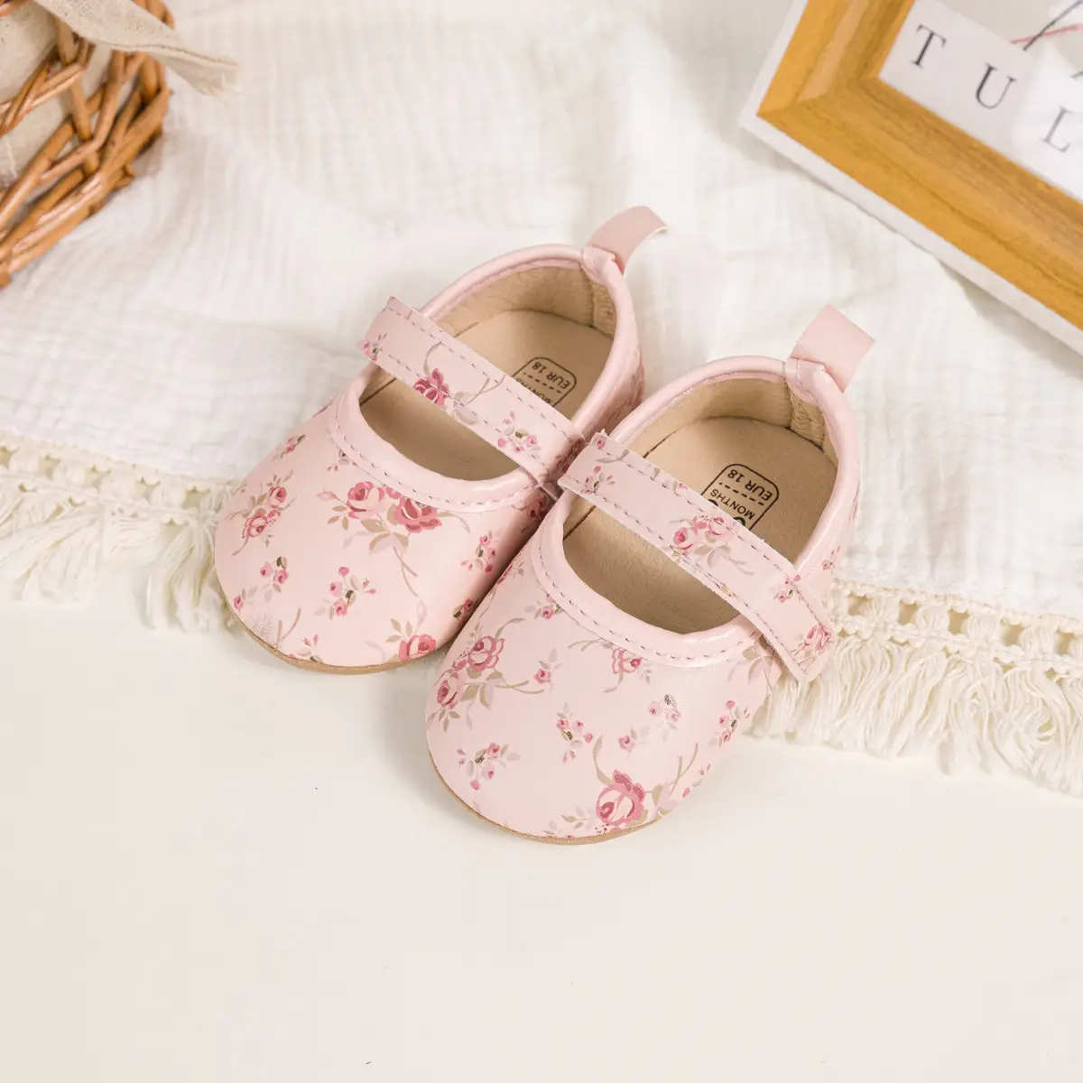 Printed Princess Baby Shoes with Velcro & Anti-Slip Sole — feature 15