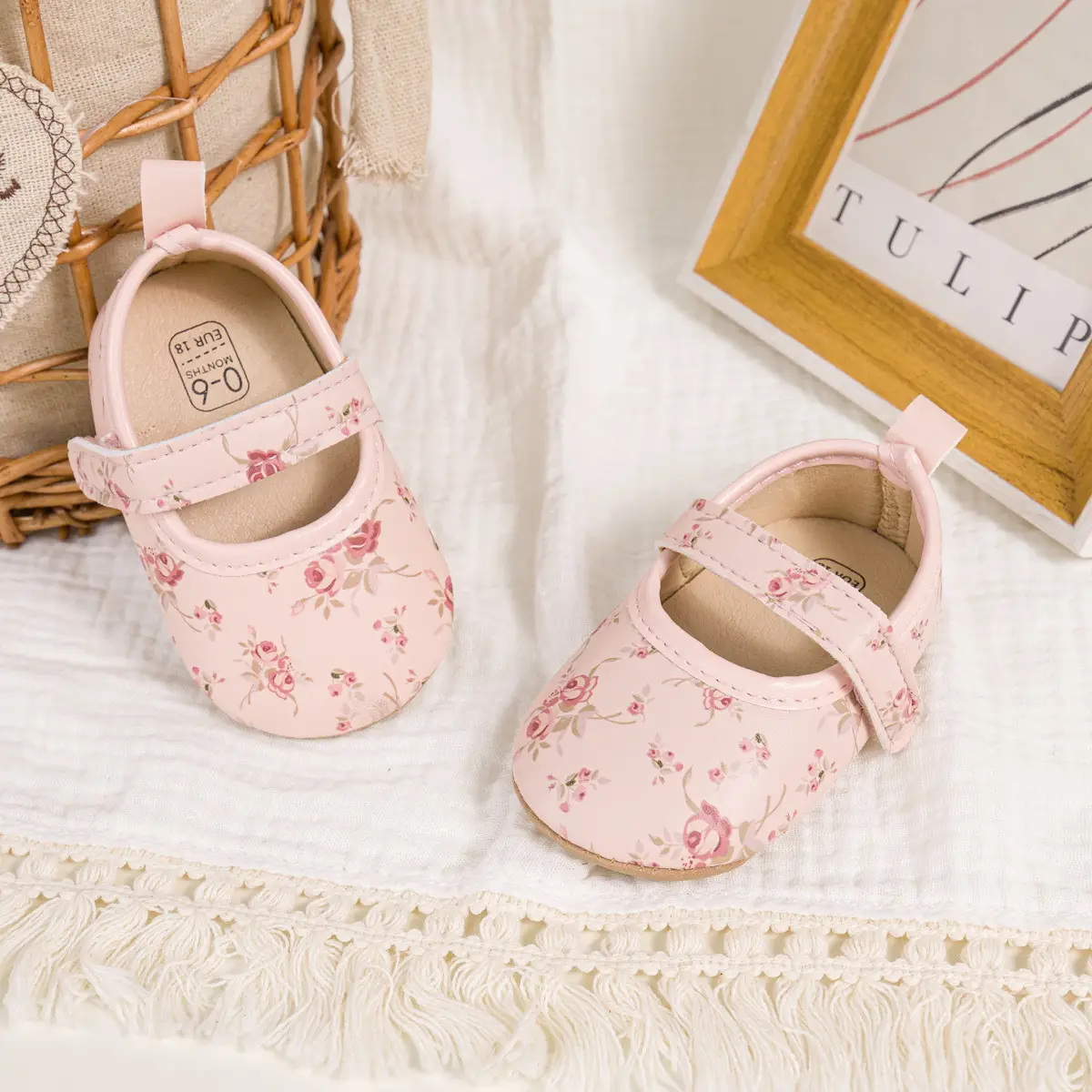 Printed Princess Baby Shoes with Velcro & Anti-Slip Sole — feature 17