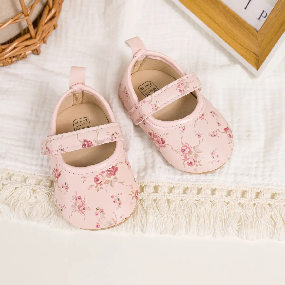 Printed Princess Baby Shoes with Velcro & Anti-Slip Sole — feature 18