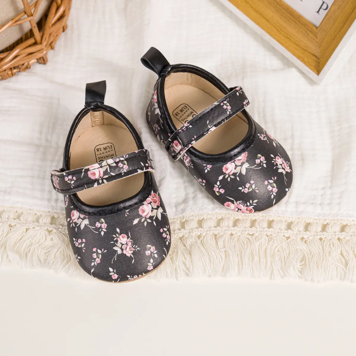 Printed Princess Baby Shoes with Velcro & Anti-Slip Sole — feature 25