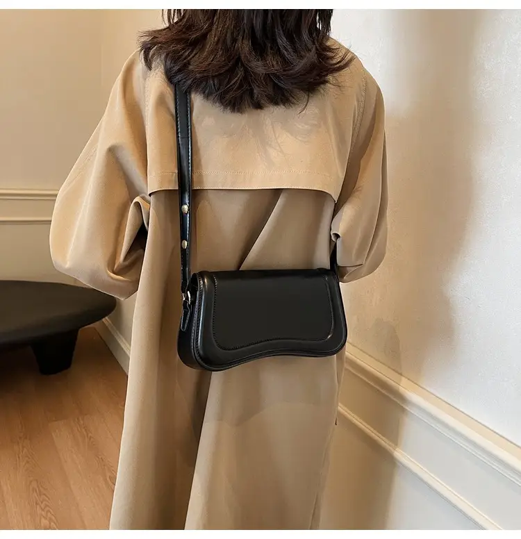 Women's Brown Leather Crossbody Bag 2022 Summer — feature 13