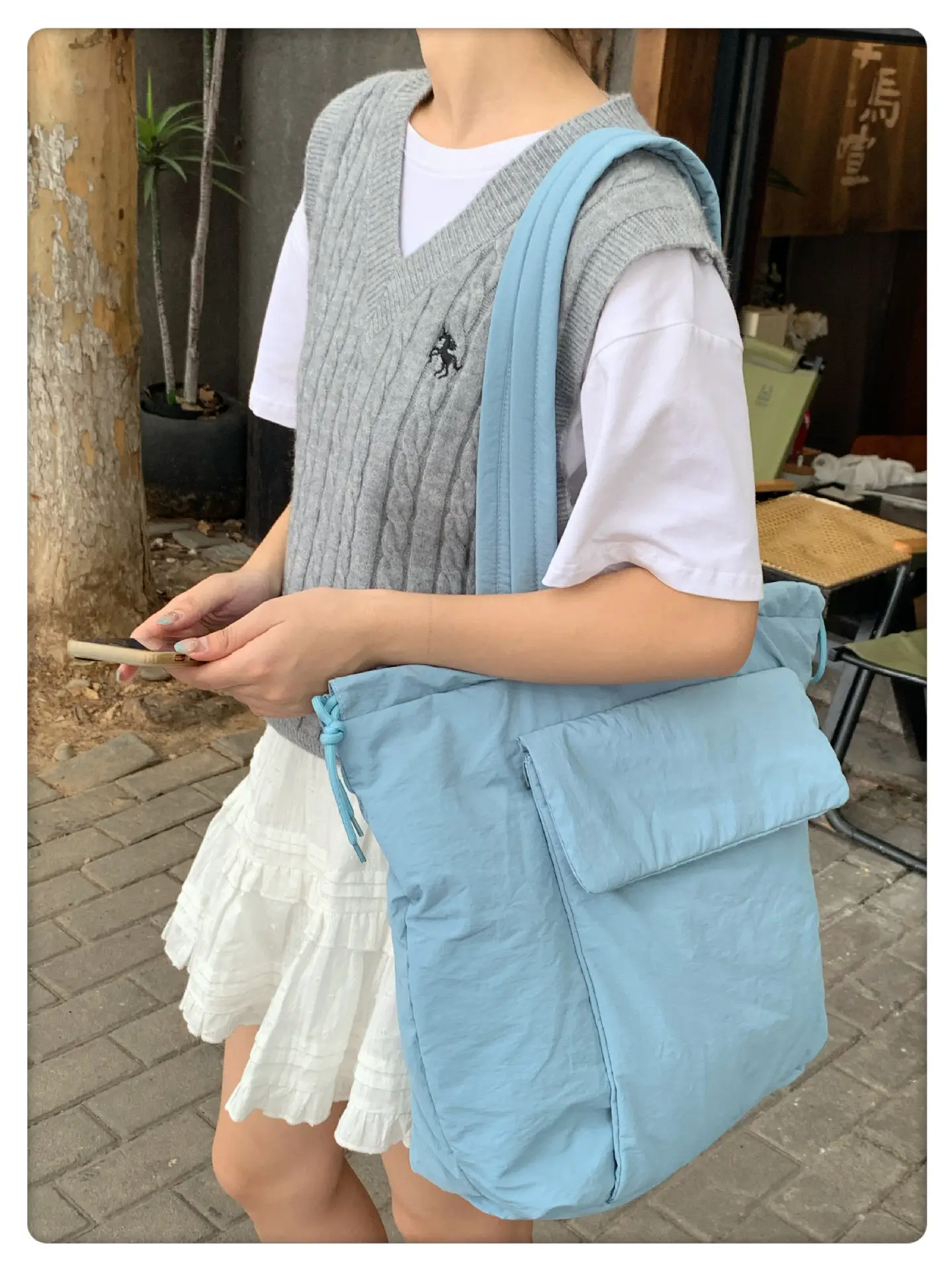 Light Blue Drawstring Tote Bag for Students — feature 23