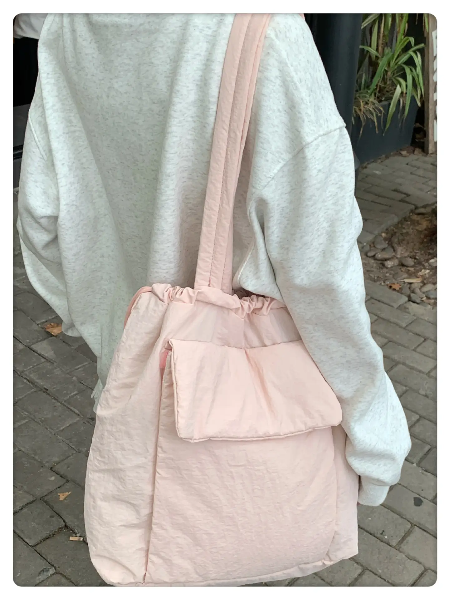 Light Blue Drawstring Tote Bag for Students — feature 3