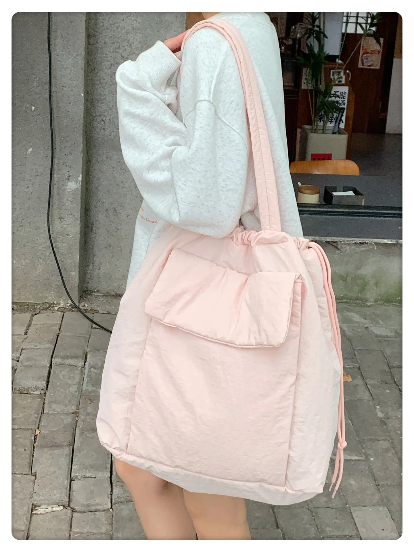 Light Blue Drawstring Tote Bag for Students — feature 9