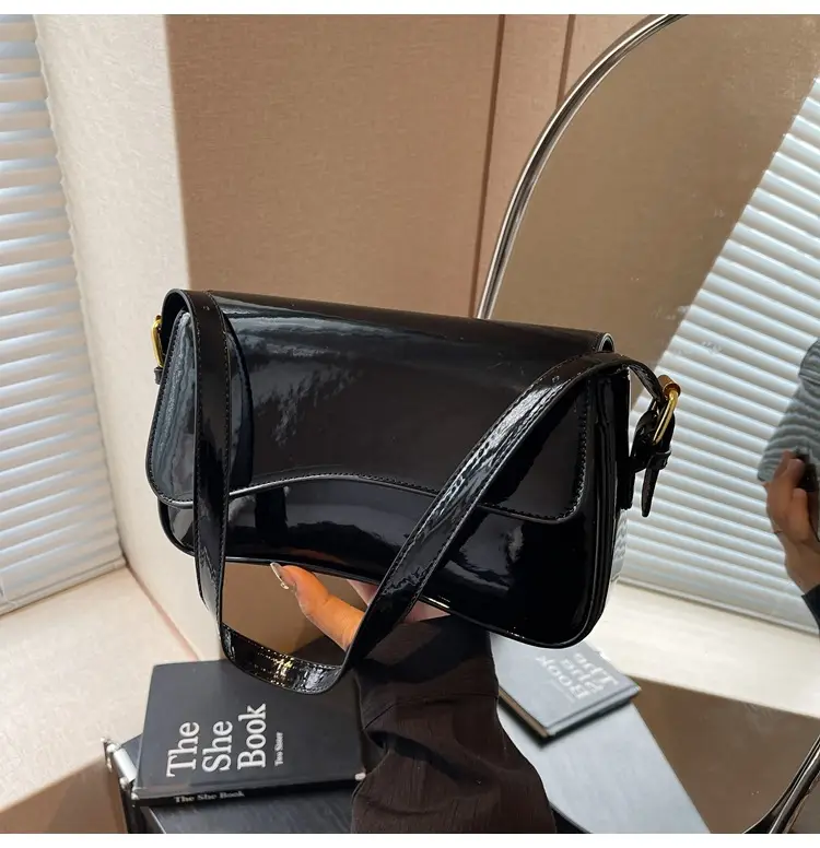 Women's Black Luxurious Crossbody Bag for Work & Commute — feature 15