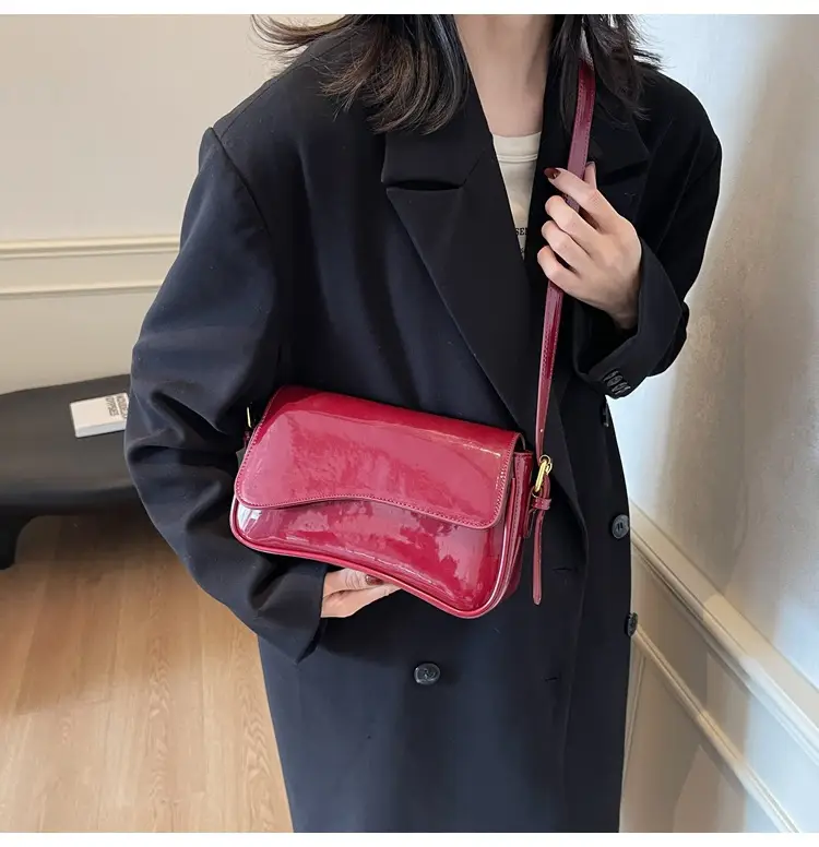 Women's Black Luxurious Crossbody Bag for Work & Commute — feature 23