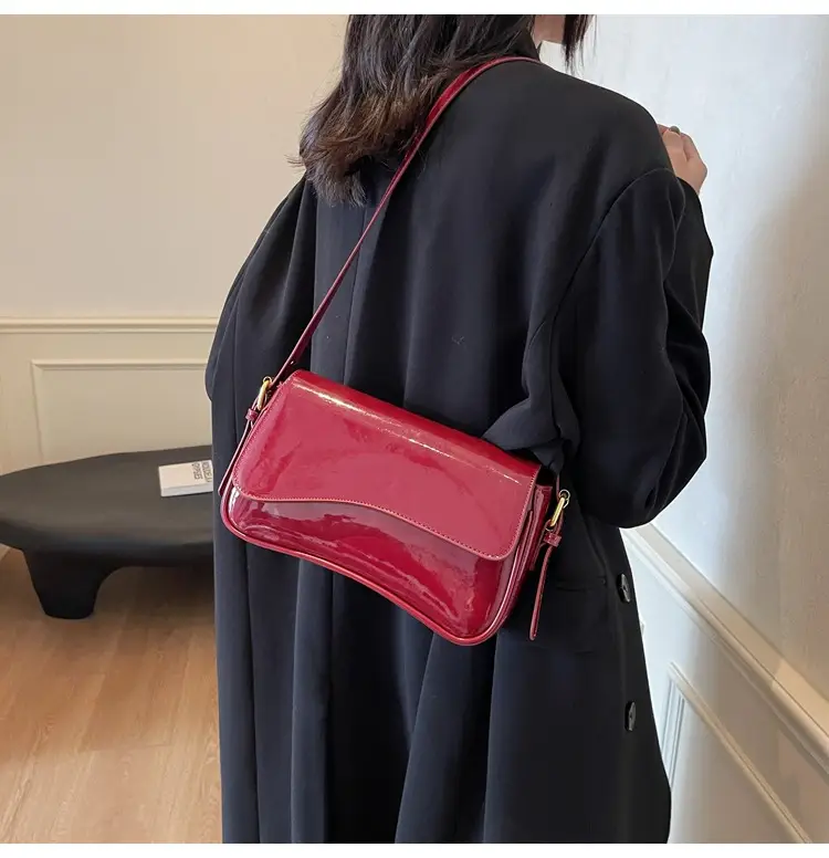 Women's Black Luxurious Crossbody Bag for Work & Commute — feature 26