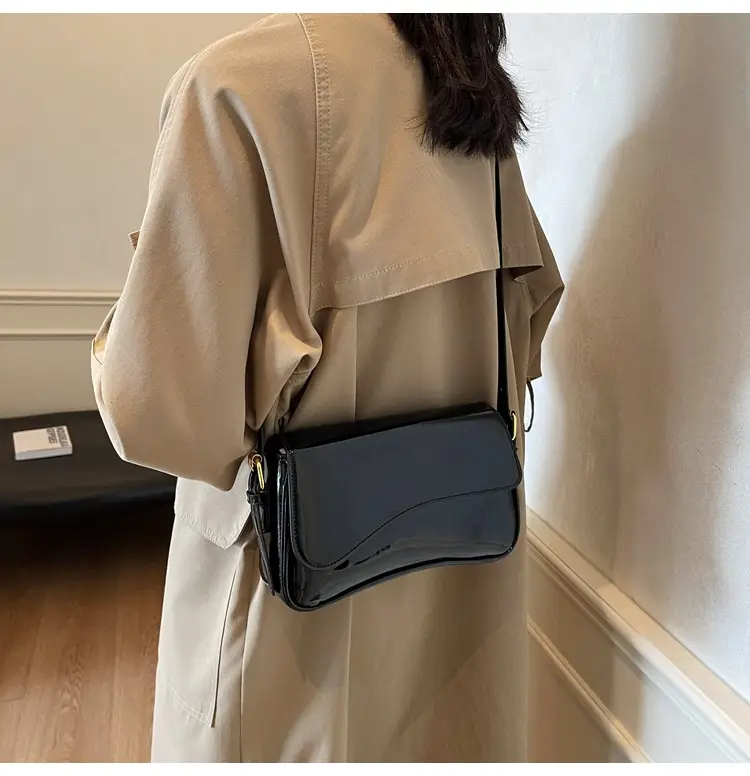 Women's Black Luxurious Crossbody Bag for Work & Commute — feature 34