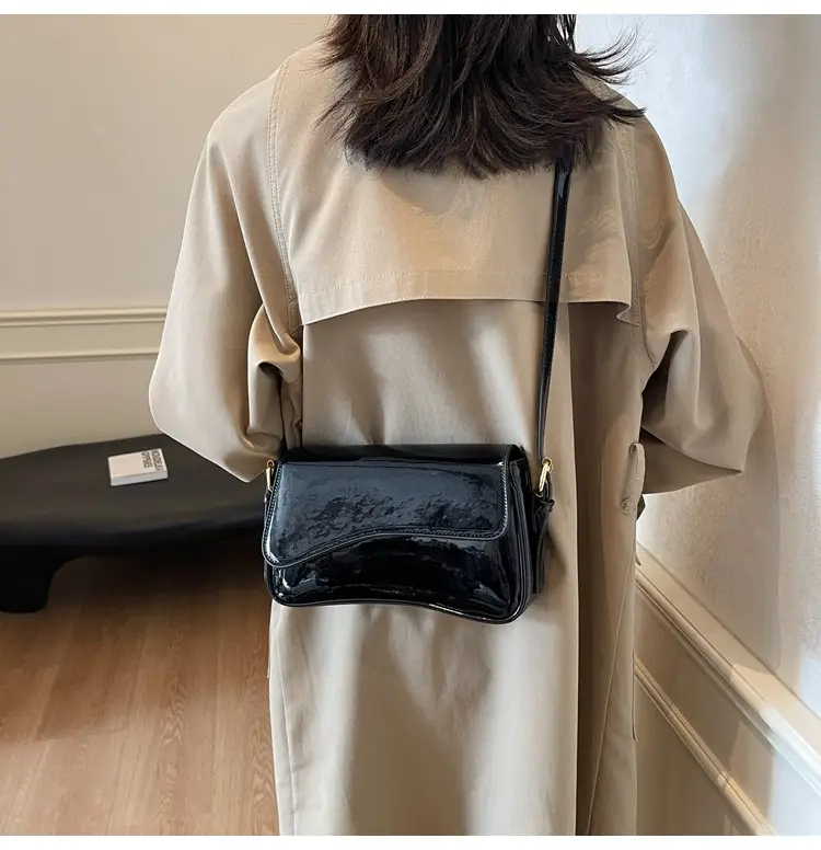Women's Black Luxurious Crossbody Bag for Work & Commute — feature 35