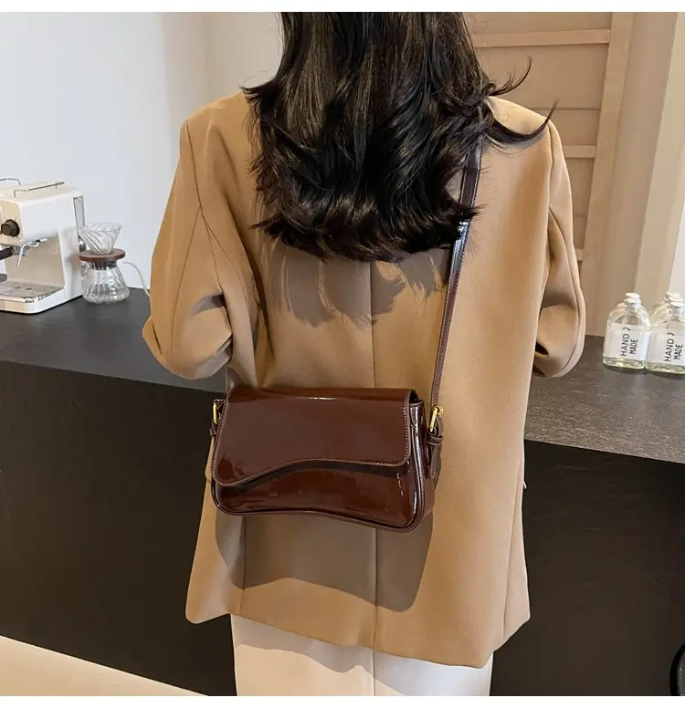 Women's Black Luxurious Crossbody Bag for Work & Commute — feature 41