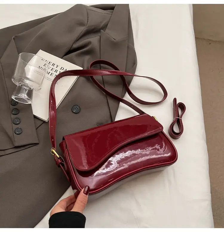 Women's Black Luxurious Crossbody Bag for Work & Commute — feature 46