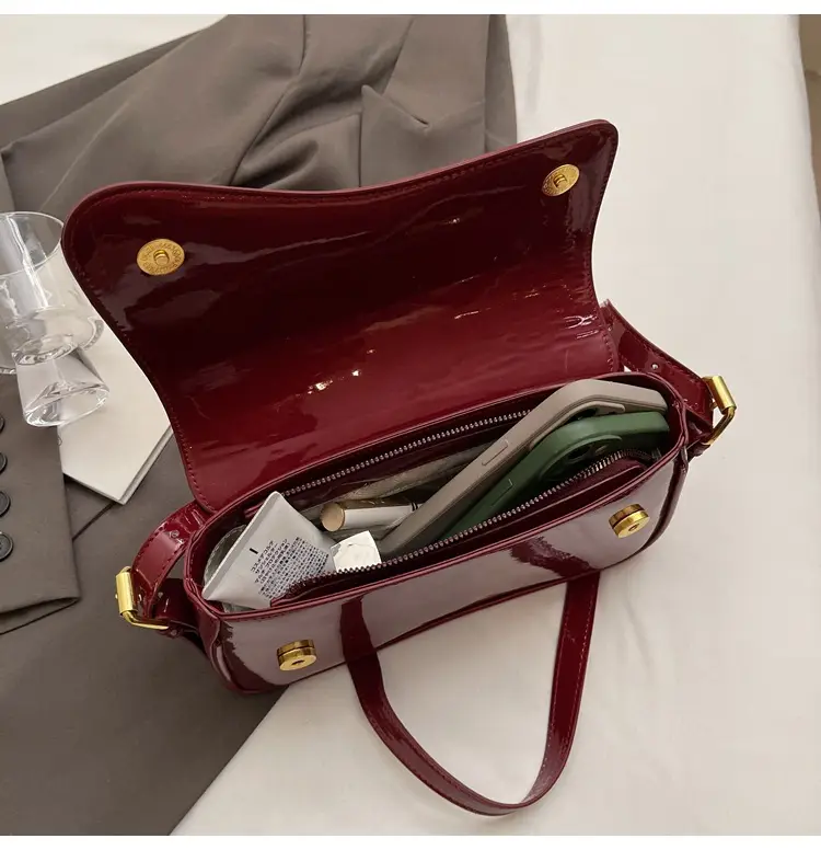 Women's Black Luxurious Crossbody Bag for Work & Commute — feature 49