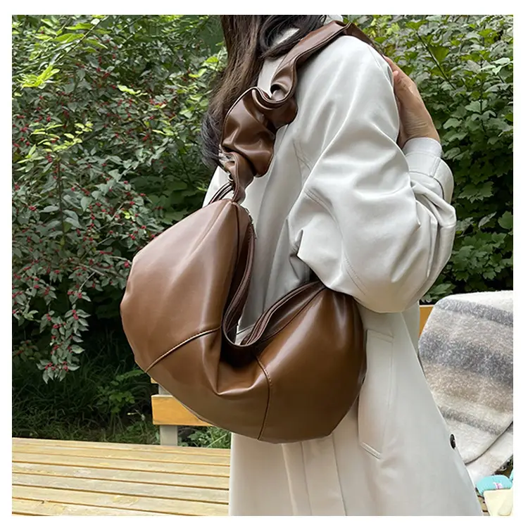 Brown Leather Crossbody Bag with Ruched Handle — feature 16