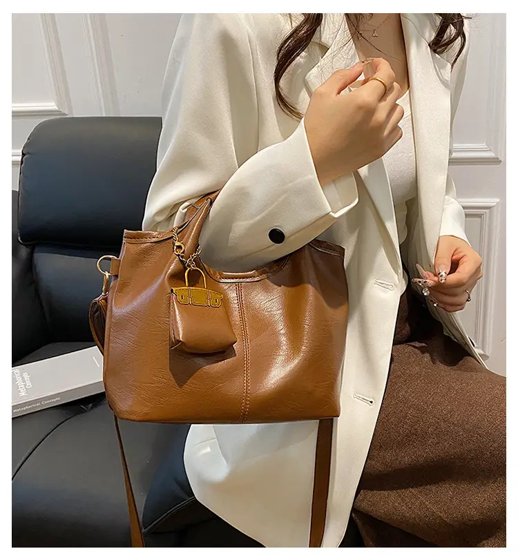 Women Retro Soft Leather Tote Bag Brown Black Black — feature 1