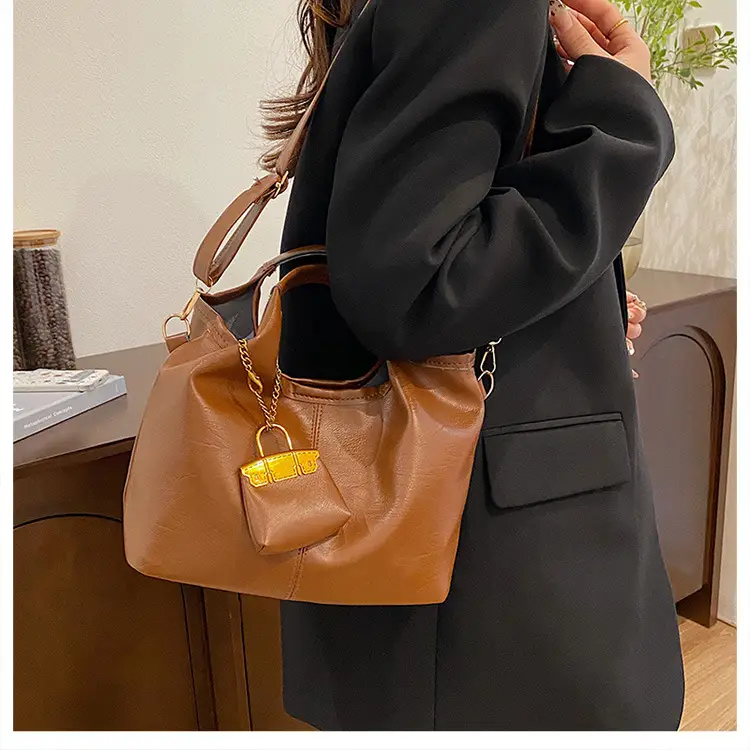 Women Retro Soft Leather Tote Bag Brown Black Black — feature 27