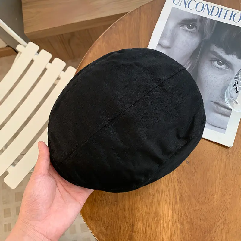 Black British Style Reversible Beret for Women - Image 2