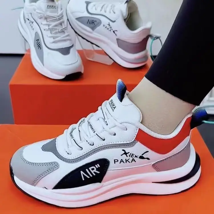 Couple Shoes, Lightweight and Breathable Student Shoes, Unisex Casual Shoes, Fashionable Leather Dad Shoes, 2026 Trend — feature 15