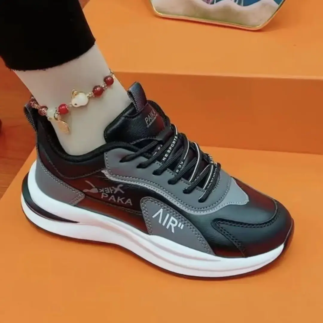 Couple Shoes, Lightweight and Breathable Student Shoes, Unisex Casual Shoes, Fashionable Leather Dad Shoes, 2026 Trend