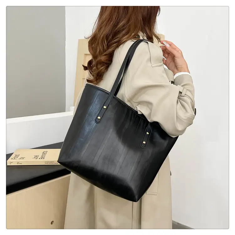 Large Capacity Women's Black Tote Bag Shoulder Bag - Image 8