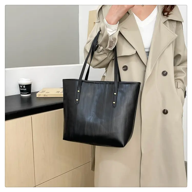 Large Capacity Women's Black Tote Bag Shoulder Bag — feature 15