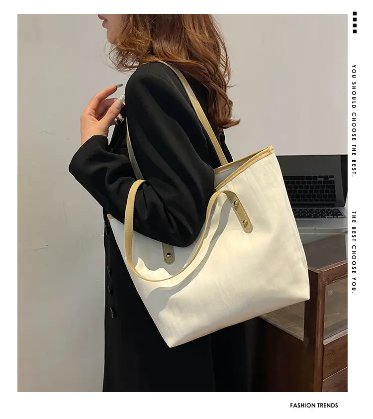 Large Capacity Women's Black Tote Bag Shoulder Bag — feature 2