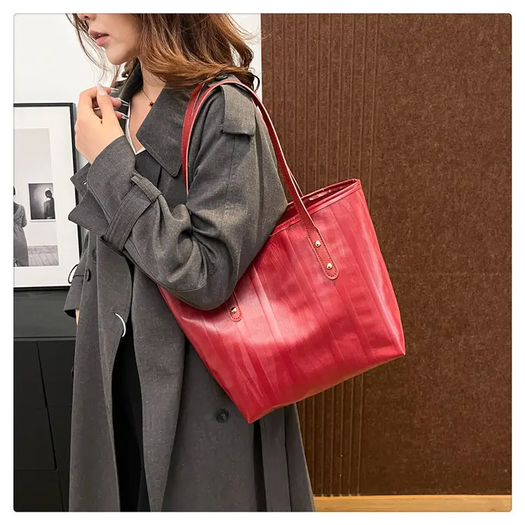 Large Capacity Women's Black Tote Bag Shoulder Bag — feature 20