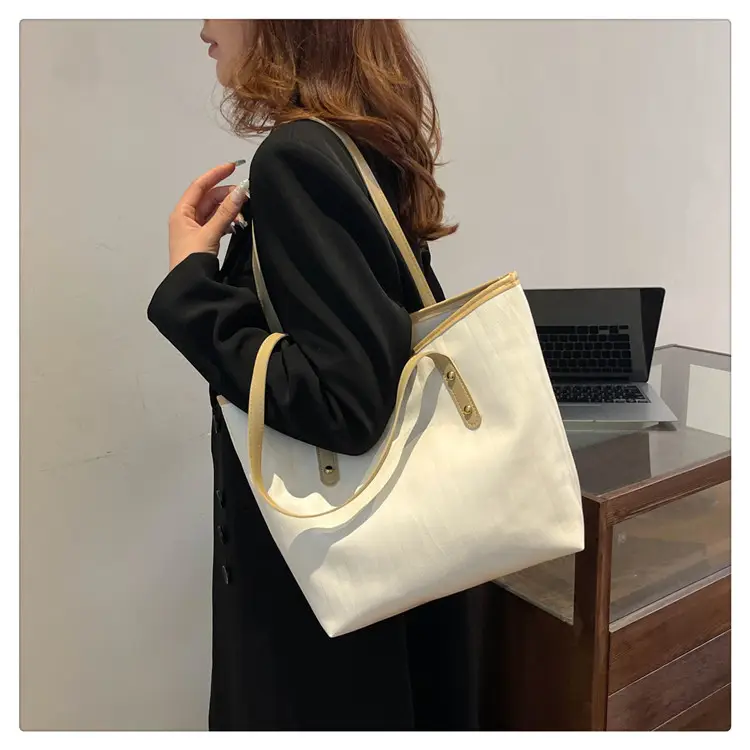 Large Capacity Women's Black Tote Bag Shoulder Bag — feature 23