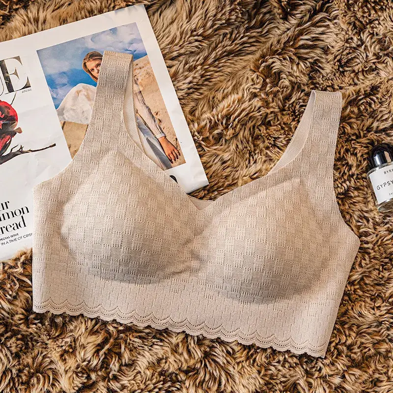 Women's Seamless V-Neck Bra Cream White Large - Image 2
