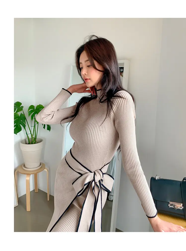 South Korea Chic Autumn and Winter Vintage Niche Half-turtleneck Slim-fit Elegant Color-matching Mid-length Strap Knitted dress Women — feature 16