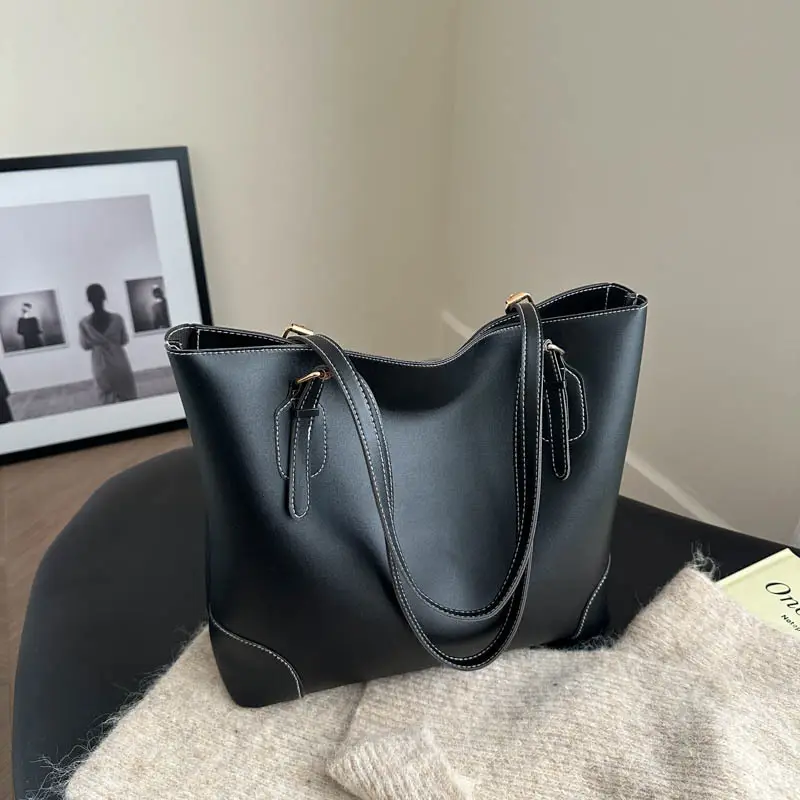 Black Large Capacity Women's Tote Bag 2024
