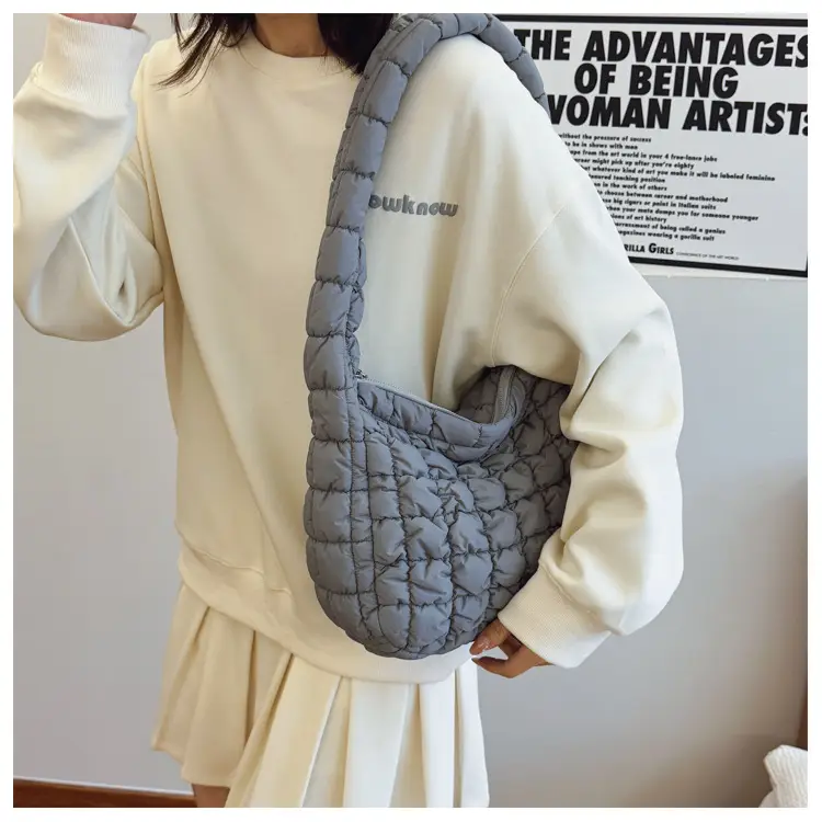 Black Cloud Pleated Shoulder Bag for Women — feature 14