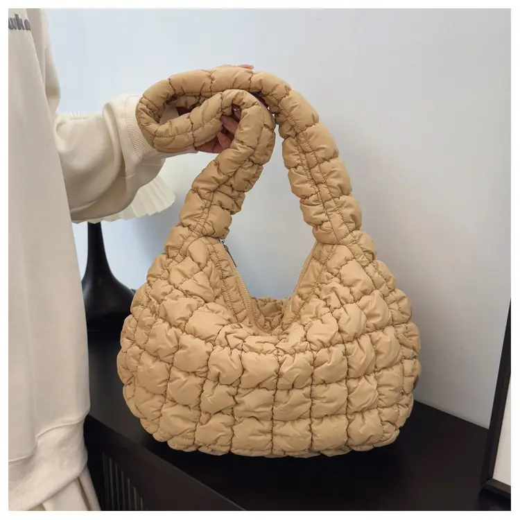 Black Cloud Pleated Shoulder Bag for Women — feature 9