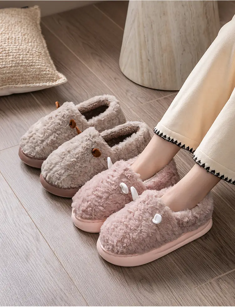 Women's Winter Plush Cotton Slippers Closed Back — feature 5