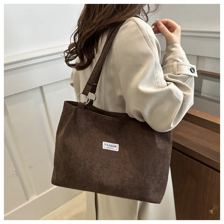 Atmospheric Fashion Corduroy Shoulder Tote Brown 2024 Winter — feature 11