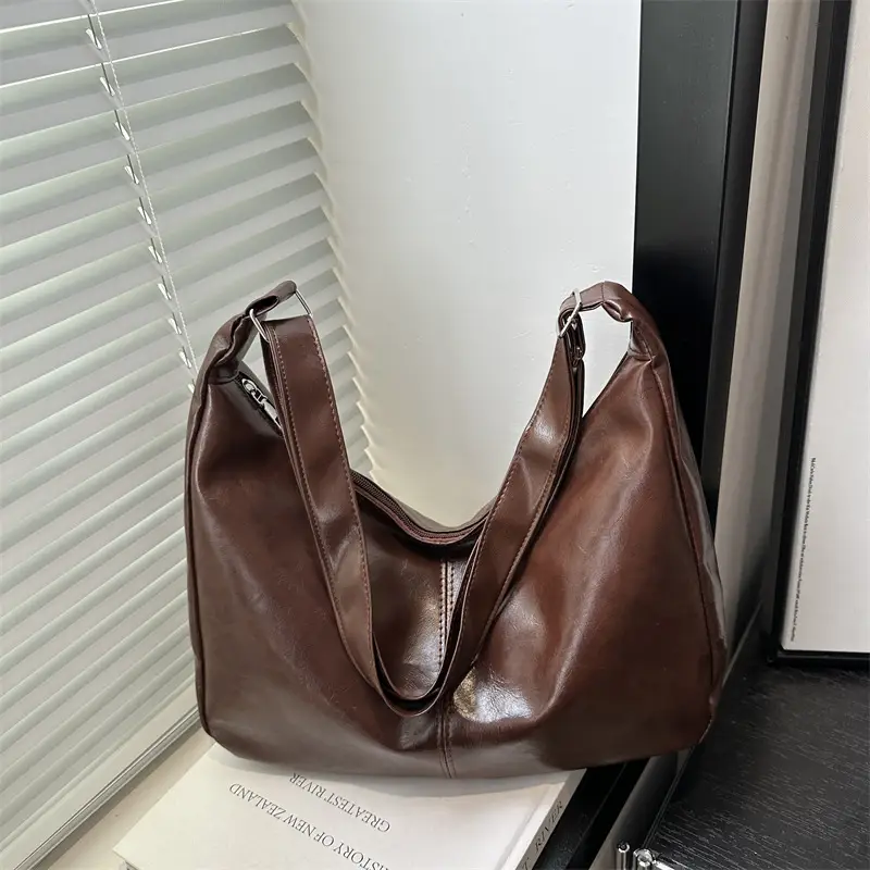Trendy Red Leather Shoulder Tote Bag for Women