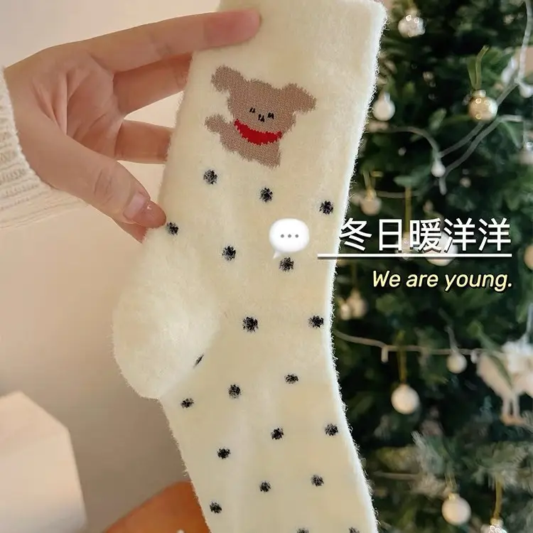 Australian velvet thick socks women's warm fleece-lined thick tube socks winter confinement socks postpartum autumn and winter cute sleep socks — feature 3