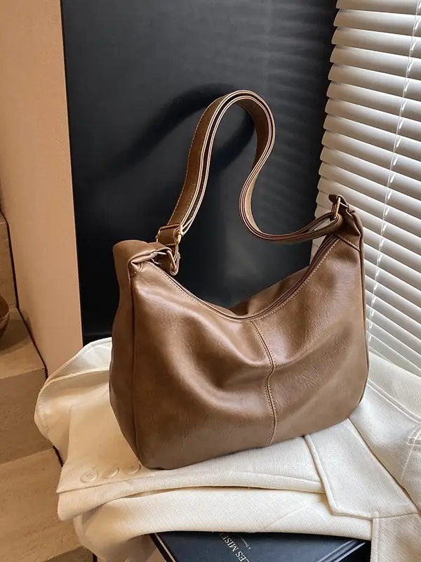 Women's Large Capacity Crossbody Bag Autumn Winter Retro High End - Image 6
