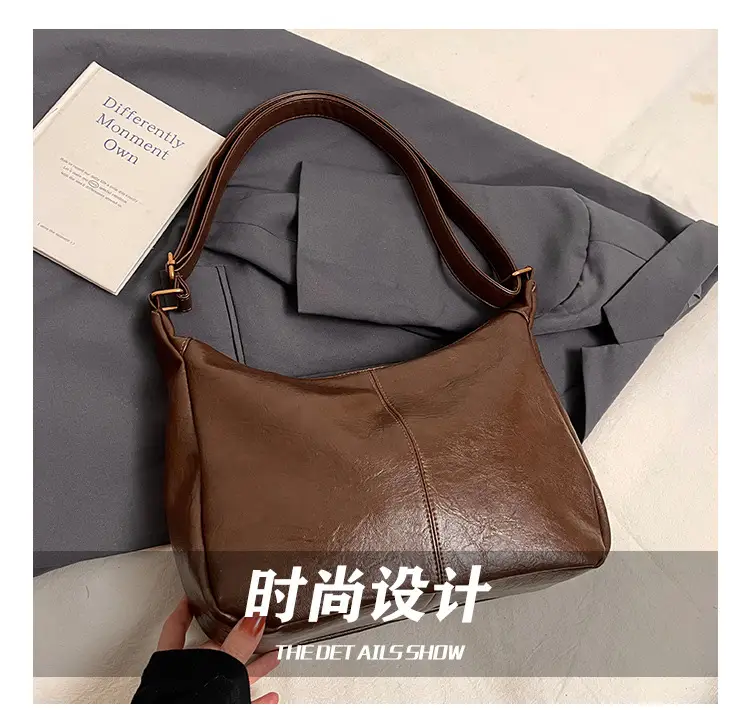 Women's Large Capacity Crossbody Bag Autumn Winter Retro High End — feature 5