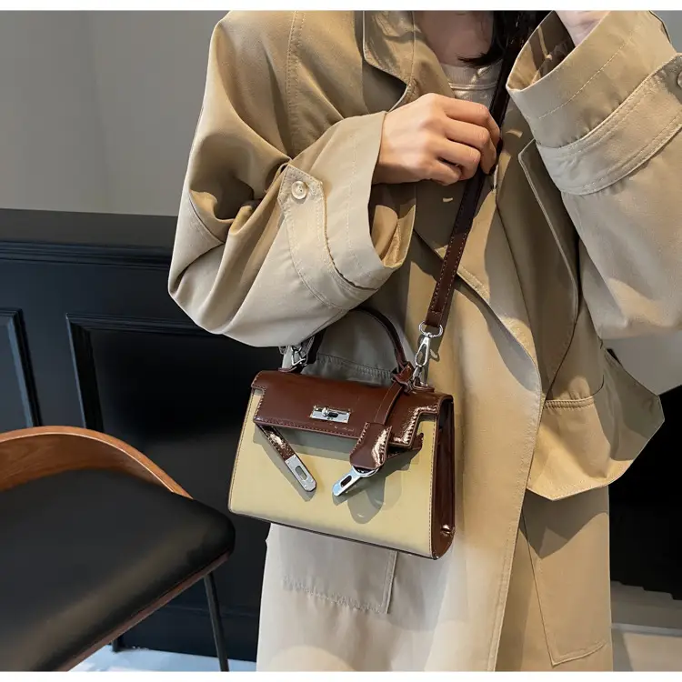 Black Crossbody Handbag for Women 2026 — feature 14