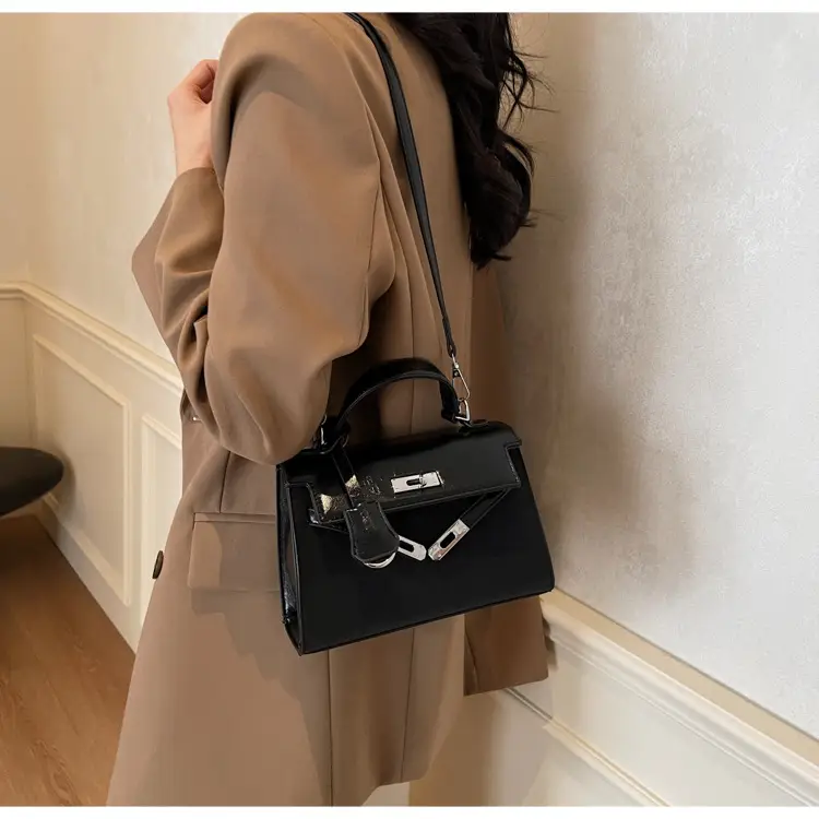 Black Crossbody Handbag for Women 2026 — feature 24