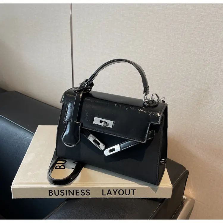 Black Crossbody Handbag for Women 2026 — feature 31