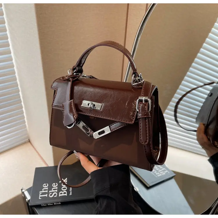 Black Crossbody Handbag for Women 2026 — feature 37