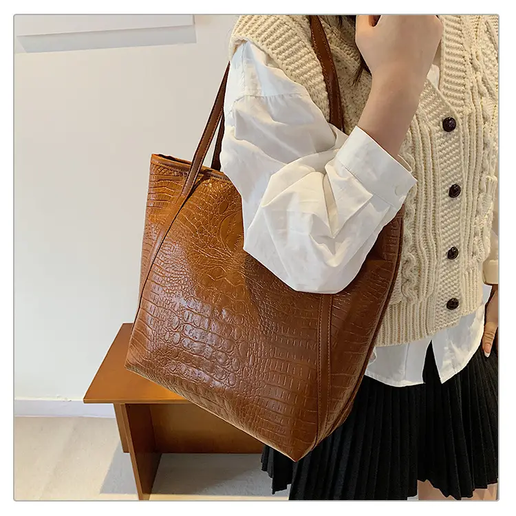 Green Croc Embossed Women's Large Tote Bag — feature 19